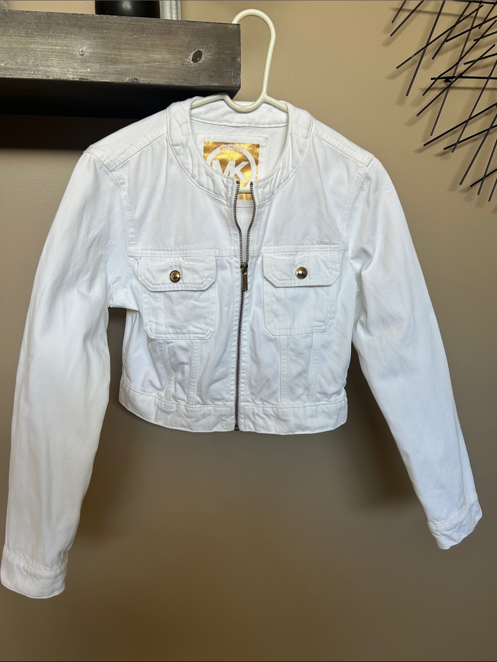 NWOT MICHAEL KORS WOMEN'S LONG SLEEVE CROPPED WHITE DENIM JACKET SIZE M